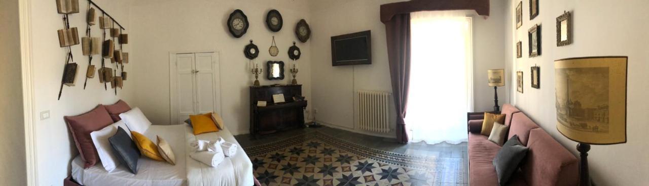 Ferienwohnung La Casa Sulla Piazza Enna Exterior foto