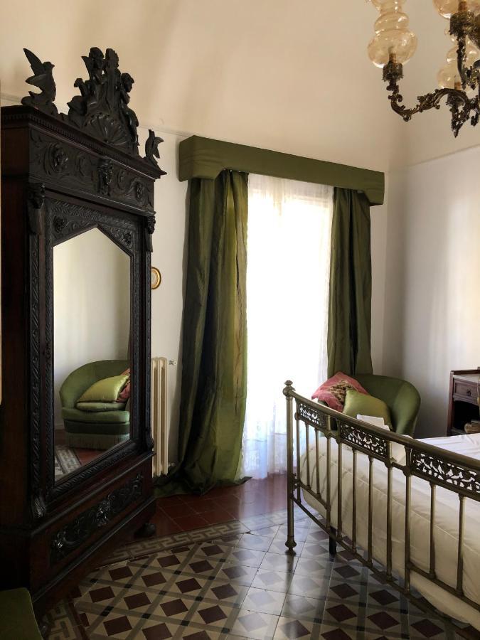 Ferienwohnung La Casa Sulla Piazza Enna Exterior foto